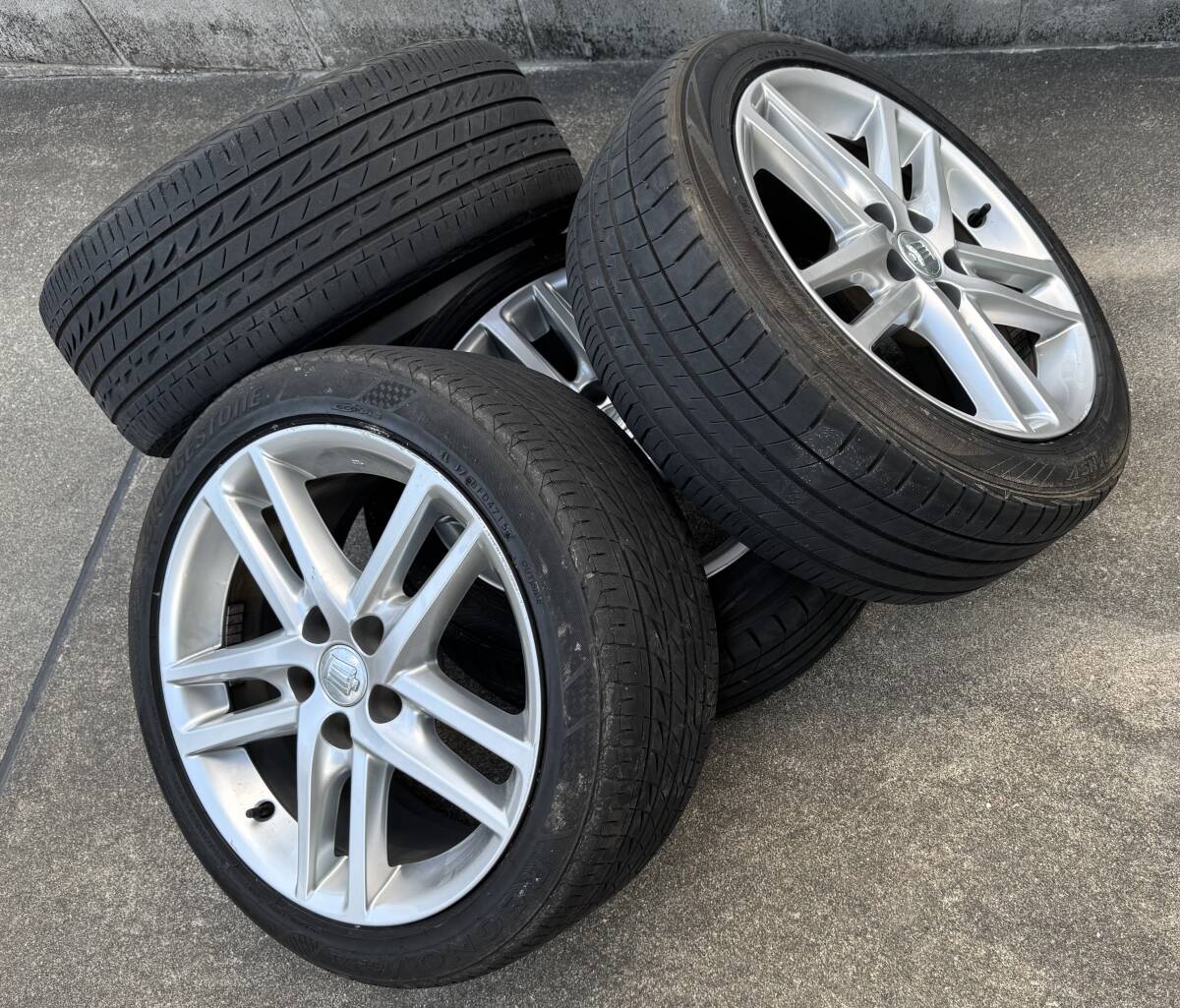 トヨタ クラウン 200系 アスリート 後期 純正 18インチ 8J トヨタ クラウン 200系 アスリート 後期 純正 18インチ 8J