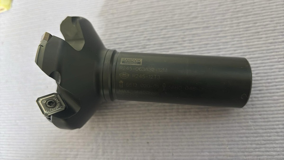 サンドビック 正面 フライス カッター 切れ刃 円筒シャンク R245 サンドビック 正面 フライス カッター 切れ刃 円筒シャンク R245