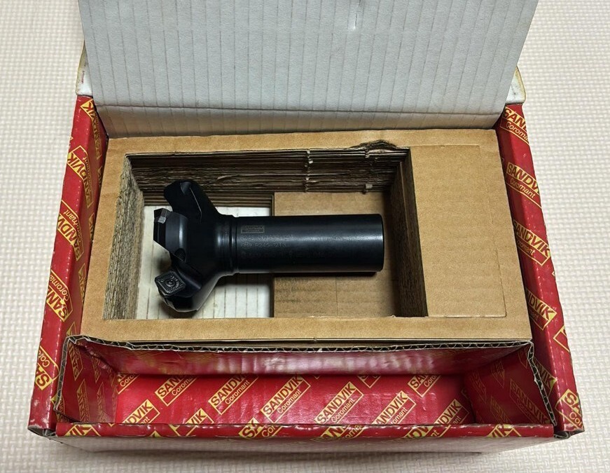 サンドビック 正面 フライス カッター 切れ刃 円筒シャンク R245 サンドビック 正面 フライス カッター 切れ刃 円筒シャンク R245