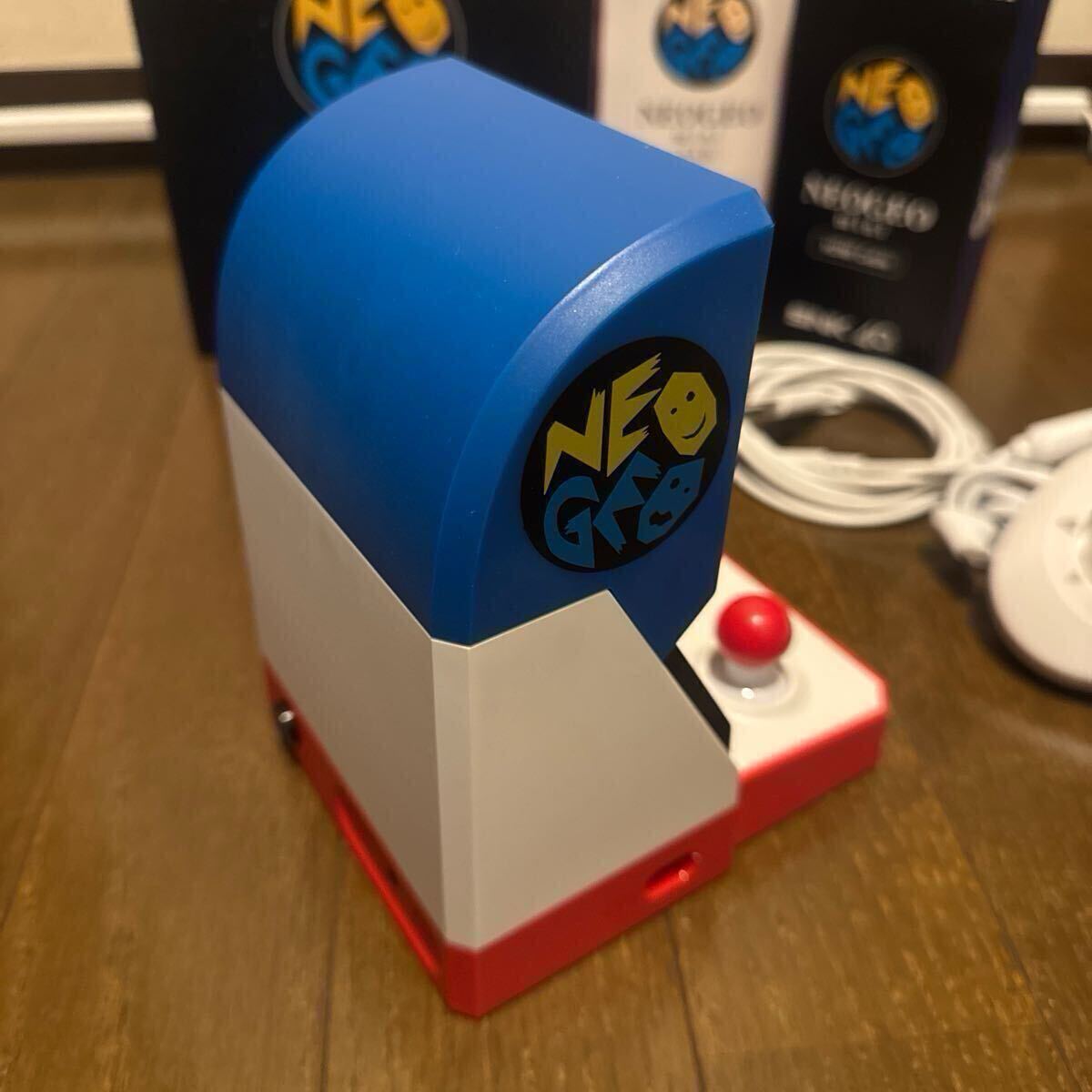 SNK NEOGEO mini 本体 + PAD 2個+ HDMIケーブル1個 Amazon.co.jp: NEOGEO mini HDMIケーブル (2M) : 家電＆カメラ