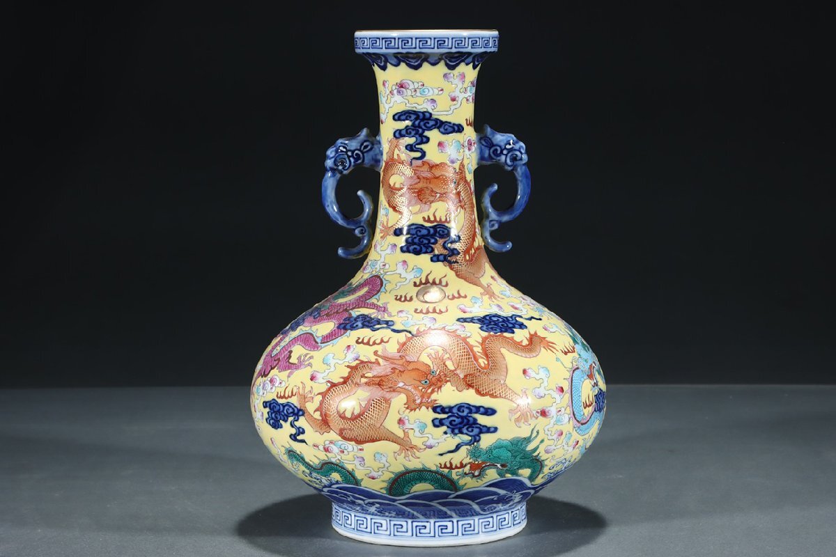 ※中国古美術/黃泥松鶴紋隻龍耳瓶/ 中国古美術/黃泥松鶴紋隻龍耳瓶/