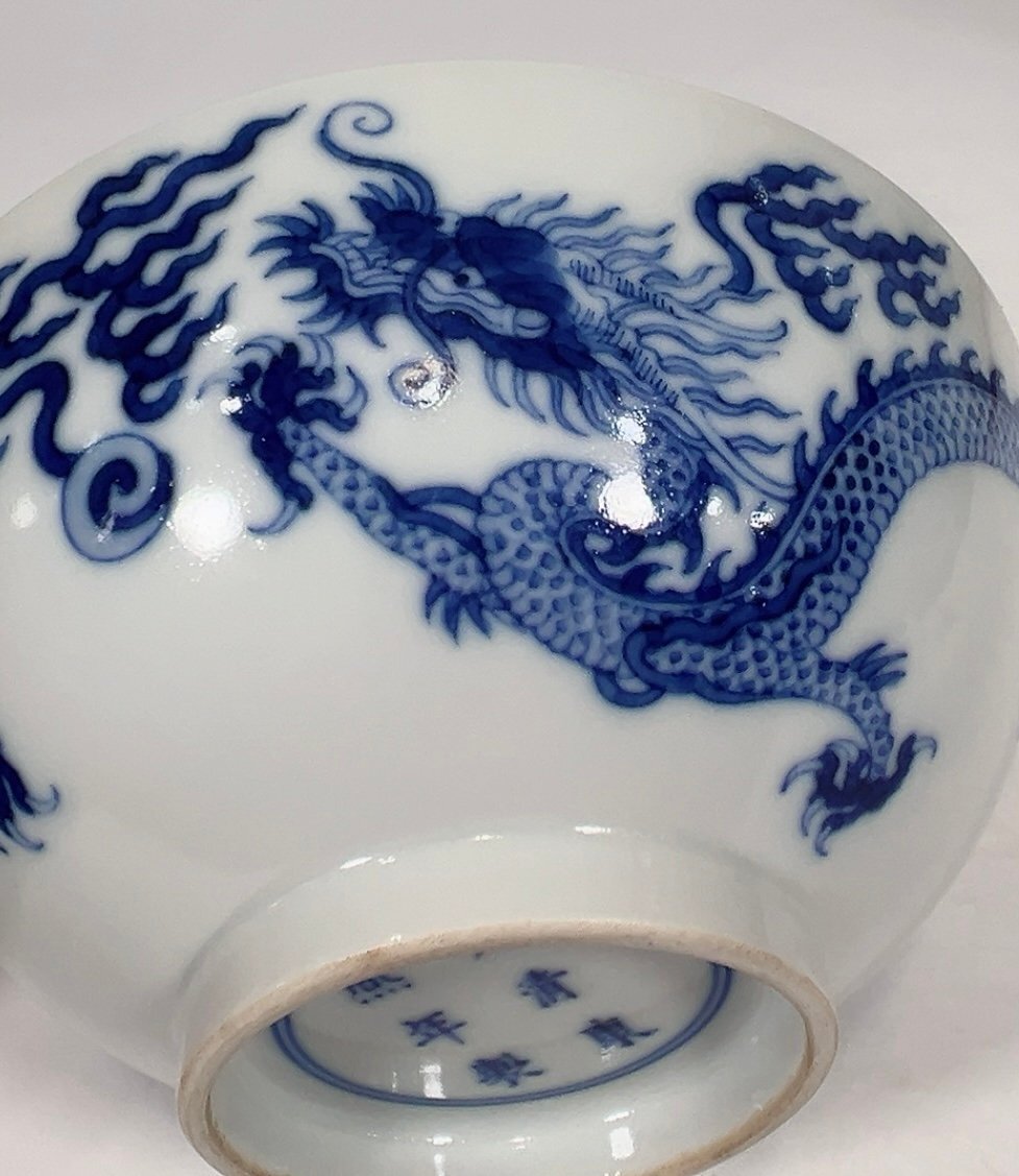 中国美術・時代 大清康熙年製 古染付 蛍焼 粉彩花卉紋碗・唐物 中国美術・時代 大清康熙年製 古染付 蛍焼 粉彩花卉紋碗・唐物
