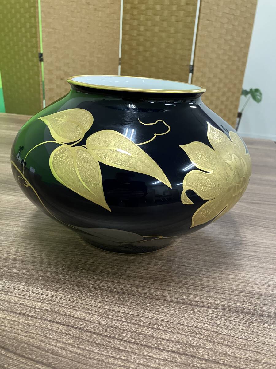 大倉陶園 本金プラチナ彩 総瑠璃地 クレマチス絵 エンボス加工紋 大倉陶園 本金プラチナ彩 総瑠璃地 クレマチス絵 エンボス加工紋
