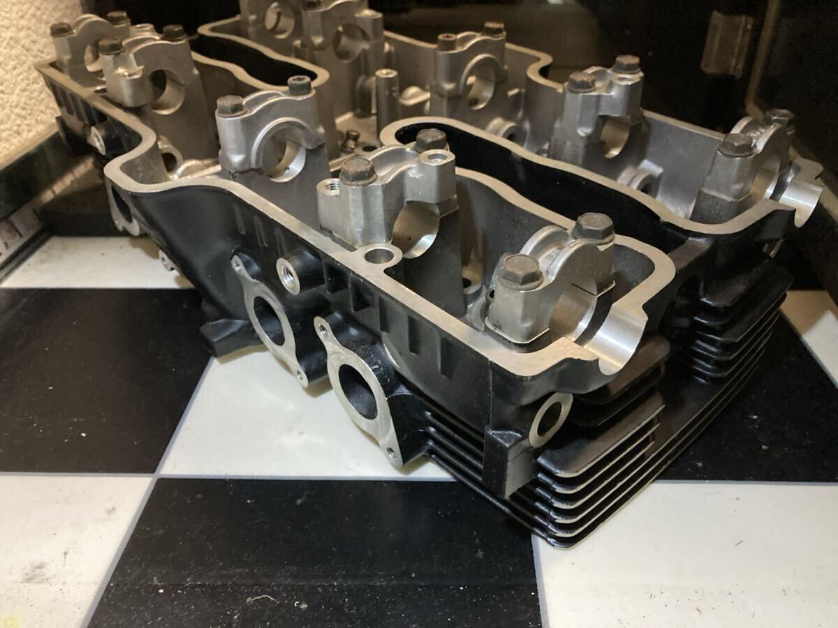 激レアCBX400FF CBX CBX400 2型 新品シリンダーヘッド CBR400F 激レアCBX400FF CBX CBX400 2型 新品シリンダーヘッド CBR400F