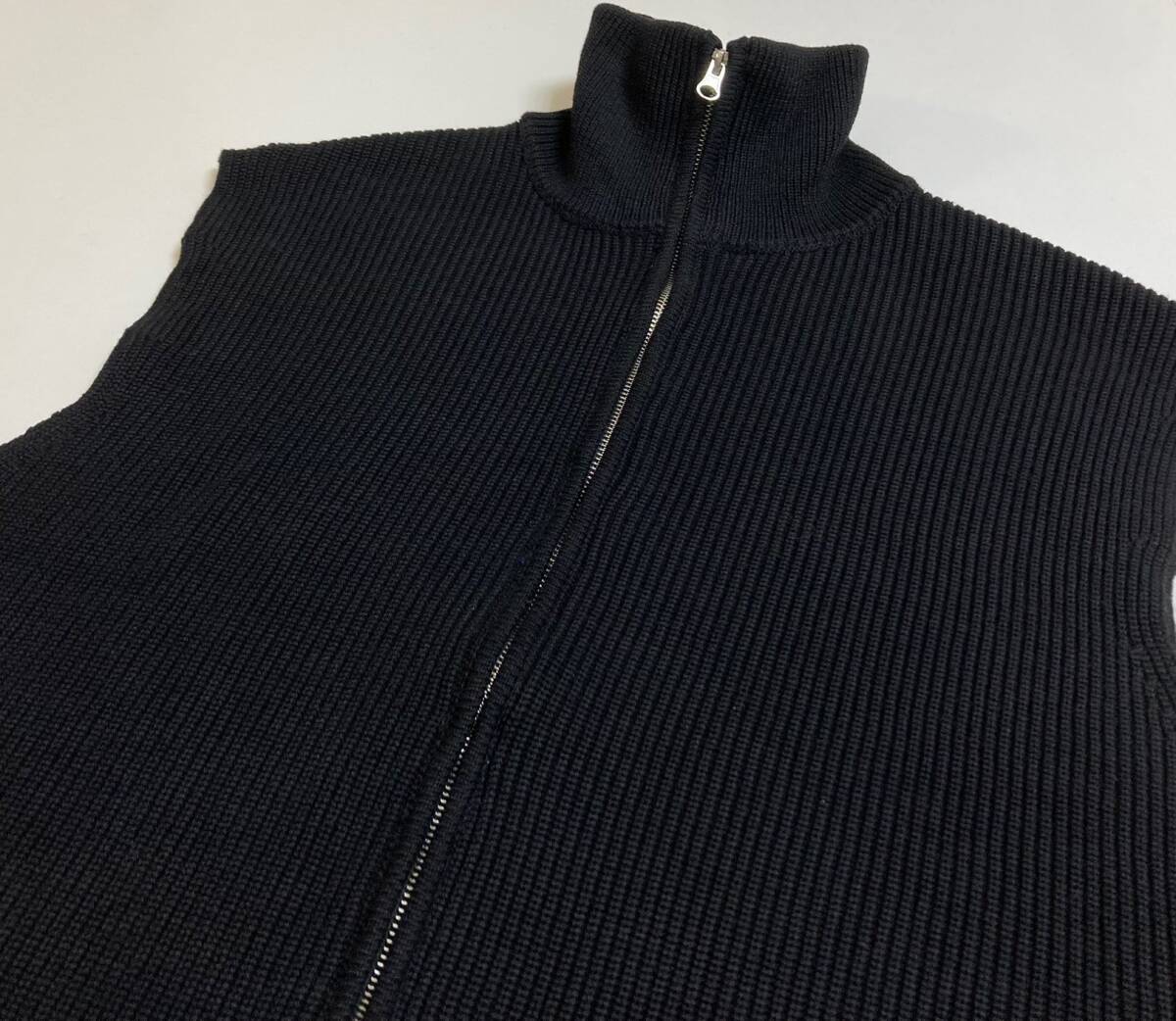 良好 23AW ZARA ドライバーズニット ベスト ノースリーブダブルジップタートルニット ザラ