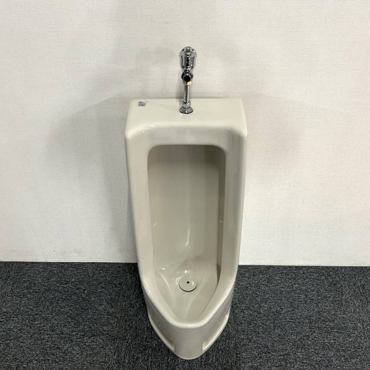 中古】INAX 男性用トイレ 便器「U-321」床置床排水小便器☆#BW1 中古】INAX 男性用トイレ 便器「U-321」床置床排水小便器☆#BW1