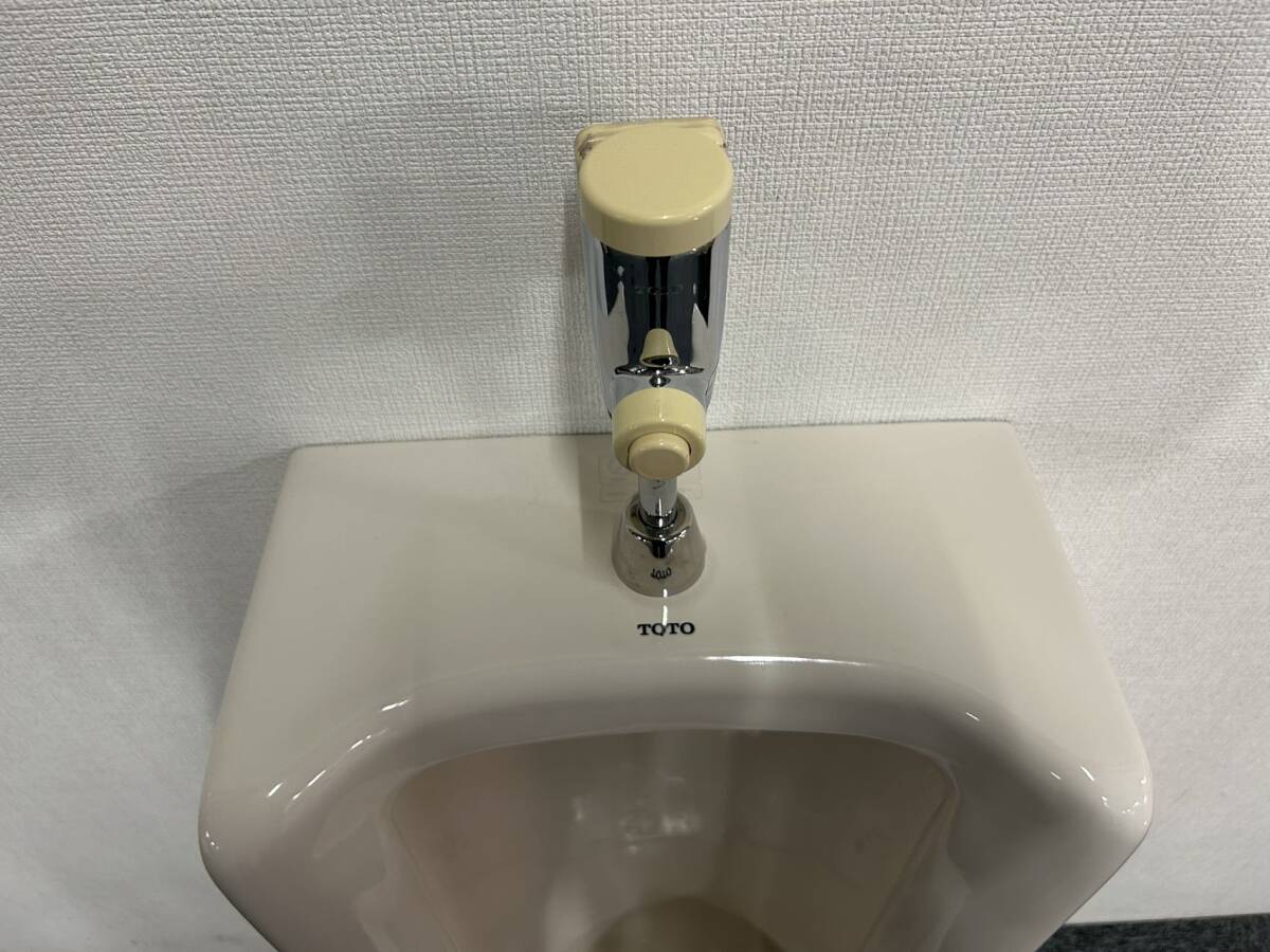 中古】TOTO 男性用トイレ 便器「U307C」床置床排水小便器☆#SC1 中古】TOTO 男性用トイレ 便器「U307C」床置床排水小便器☆#SC1