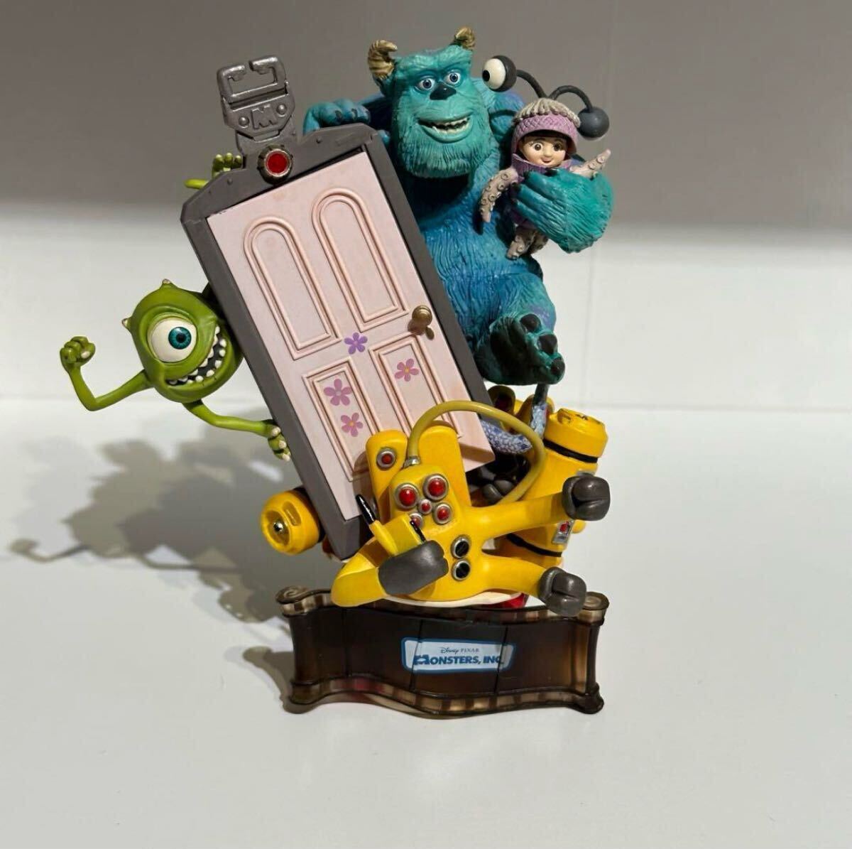 ピクサーフォーメーションアーツ モンスターズインク フィギュア サリー マイク ブー