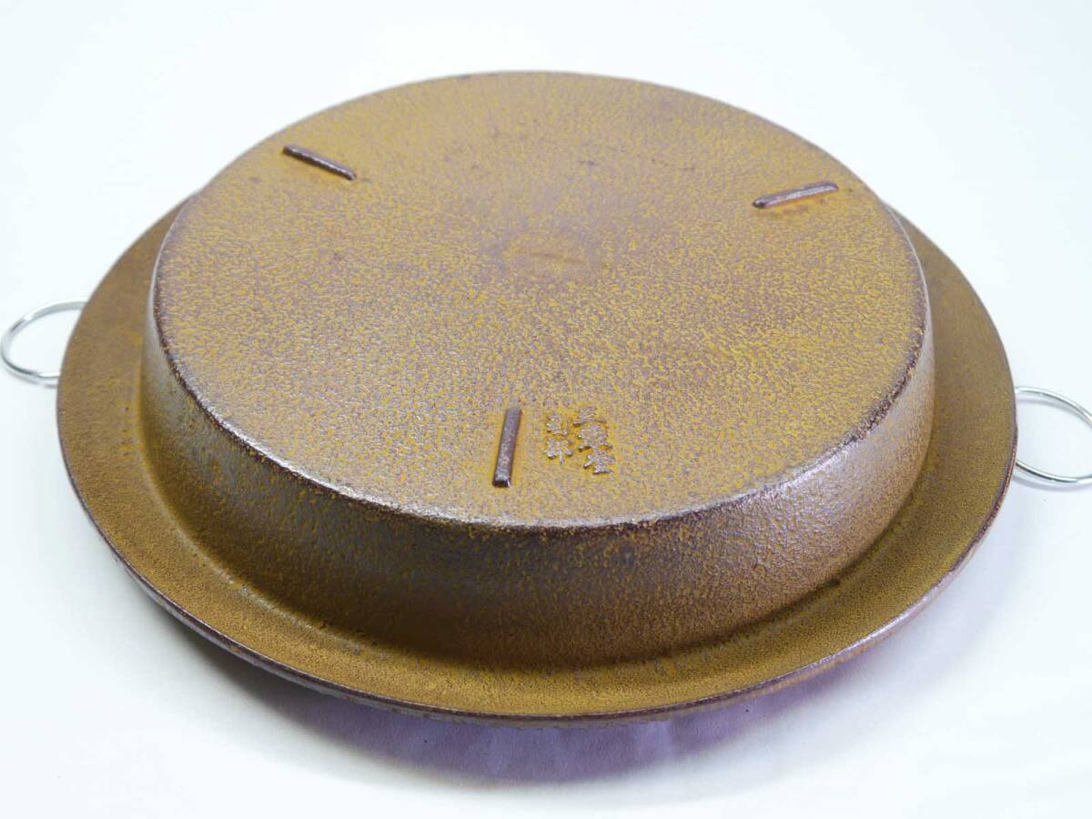 南部三厳堂 高級すき焼き鍋 南部鉄鍋(伝統工芸)アラレ紋様 24 南部三厳堂 高級すき焼き鍋 南部鉄鍋(伝統工芸)アラレ紋様 24