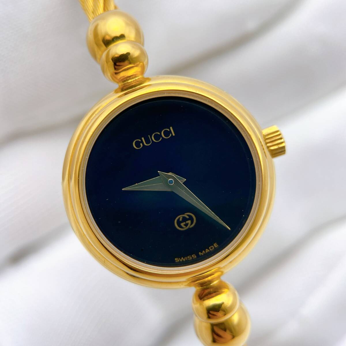 稼働】美品 グッチ GUCCI バングルウォッチ レディース 腕時計 稼働】美品 グッチ GUCCI バングルウォッチ レディース 腕時計
