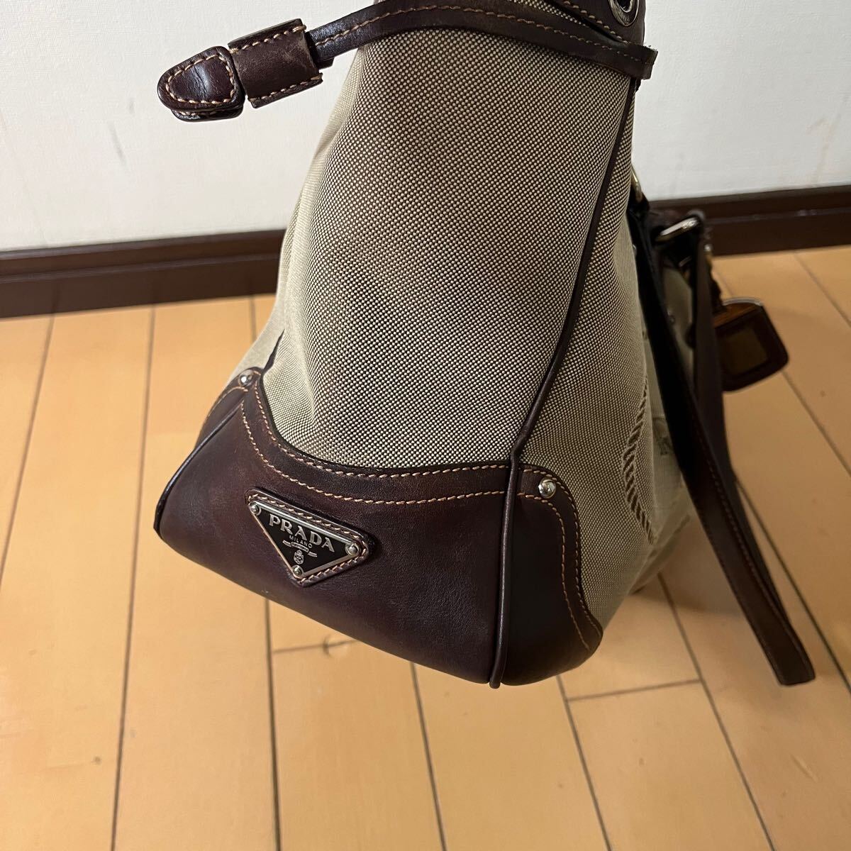 PRADA プラダ トートバッグ ハンドバッグ ショルダーバッグ ロゴ PRADA プラダ トートバッグ ハンドバッグ ショルダーバッグ ロゴ