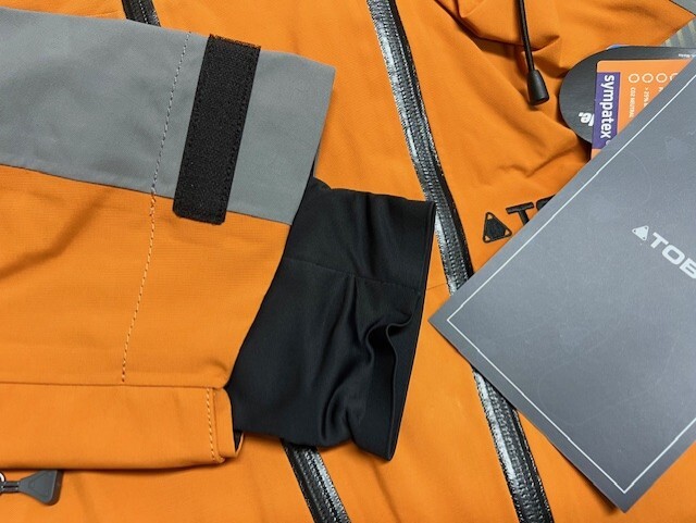 TOBE Outerwear スノーモービル VIVID V3 MONOSUIT 中綿なし TOBE Outerwear スノーモービル VIVID V3 MONOSUIT 中綿なし