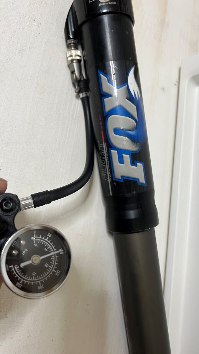 スノーモービル エアーサスペンションフロント左右FLOAT FOX スノーモービル エアーサスペンションフロント左右FLOAT FOX