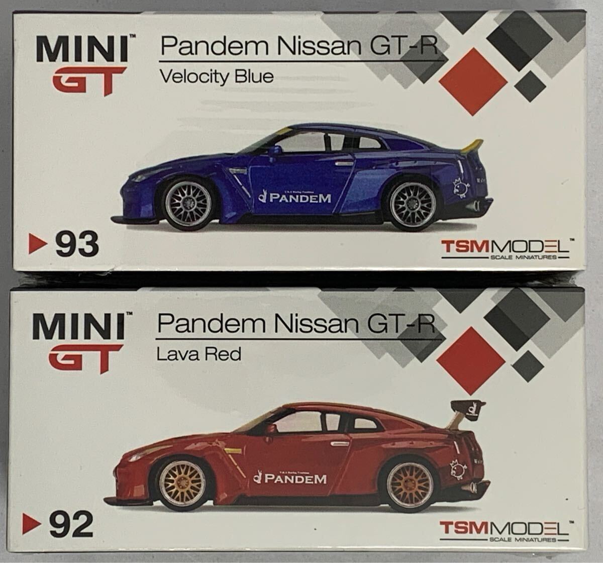 MINI GT 1/64 ☆92 Pandem Nissan GT-R Lava Red ☆93 Pandem Nissan GT-R Velocity Blue TSMMODEL ニッサン　GT-R 2点