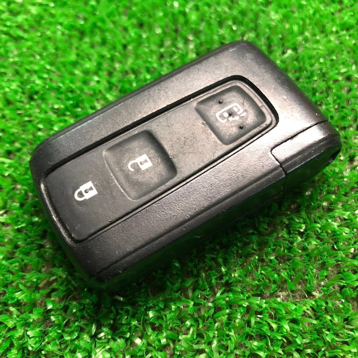 item_image_3