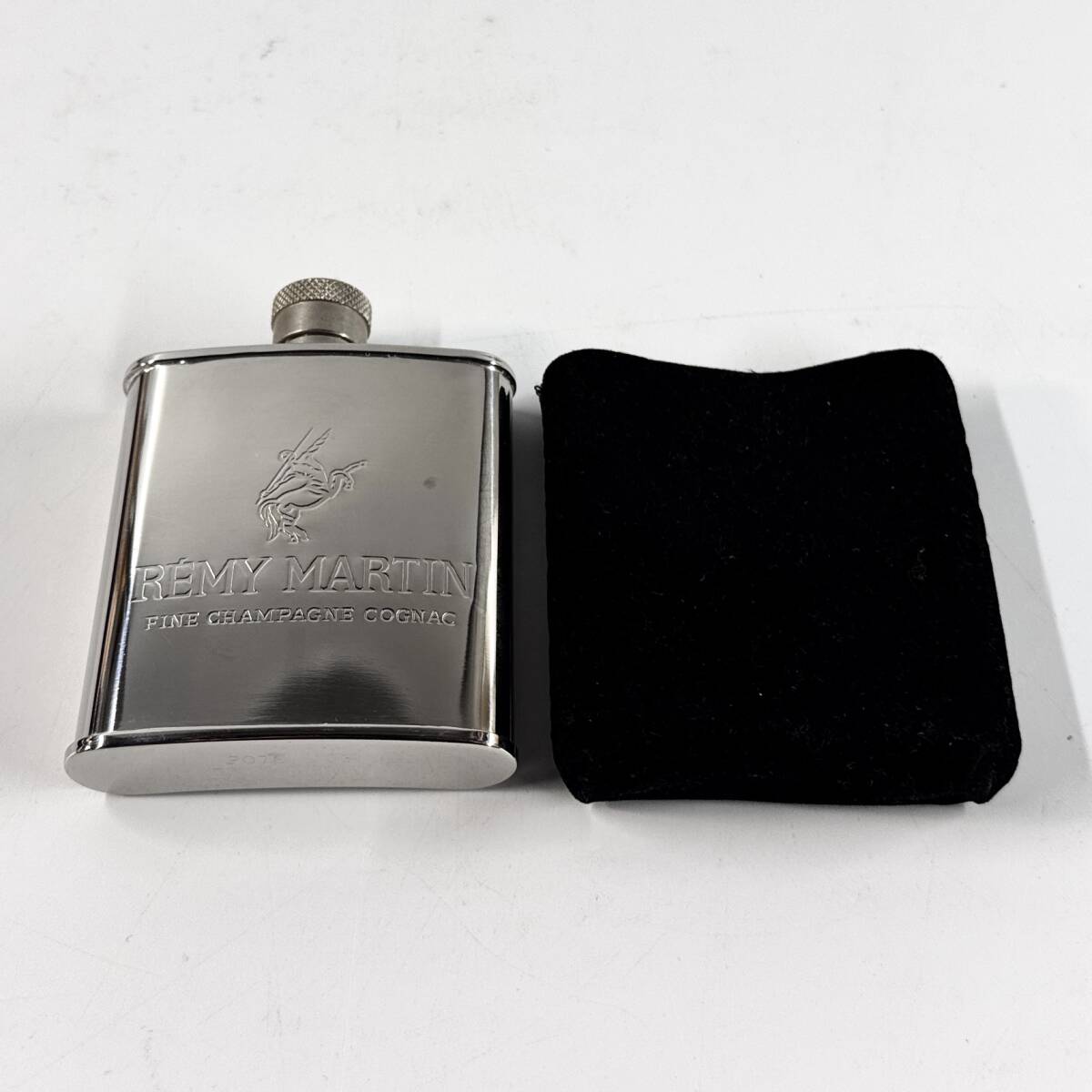 【62097Q】REMY MARTIN レミーマルタン 攜帯用スキットル P078 V03 収納ケース付き ノベルティ 経年保管品 現(xiàn)狀品