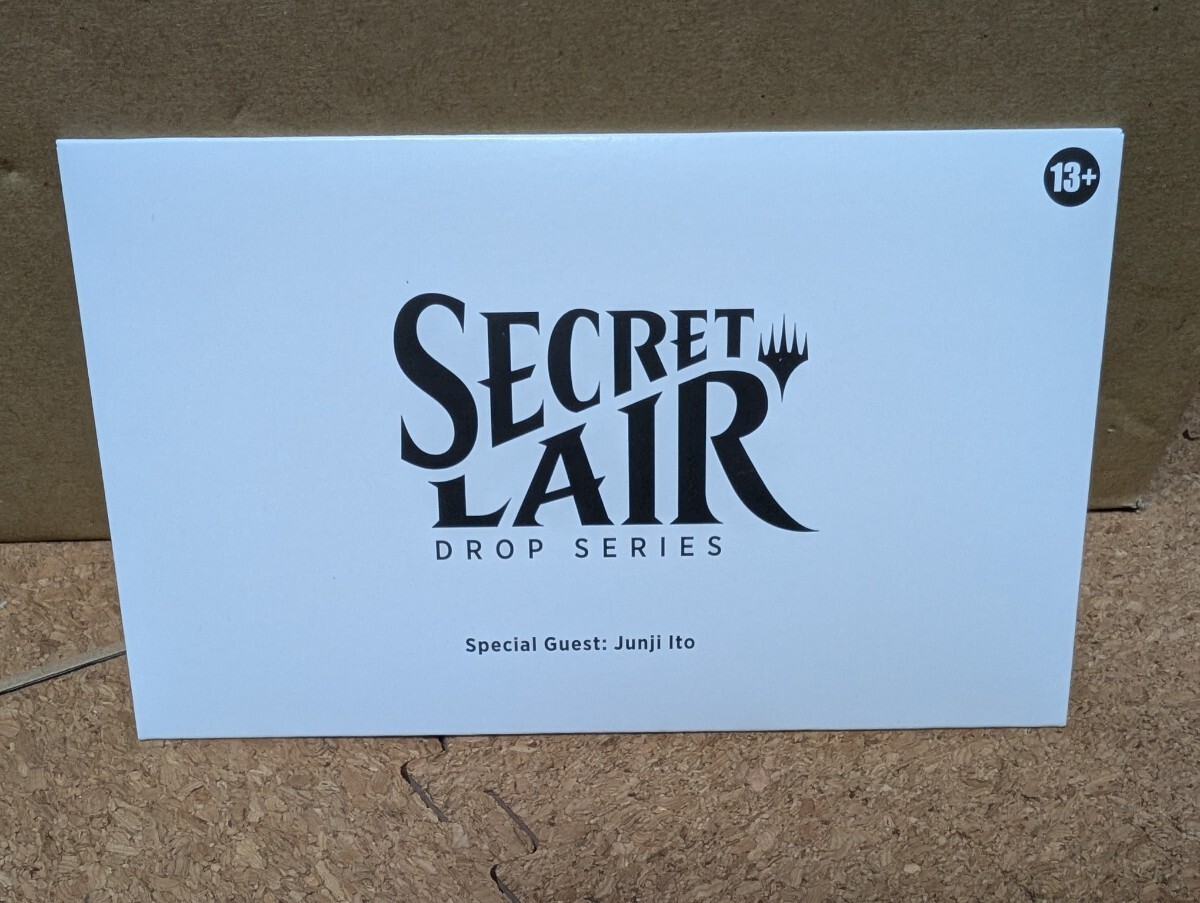 マジック:ザ・ギャザリング Secret Lair October 2022 Superdrop 『Special Guest:Junji Ito (日本語版)』