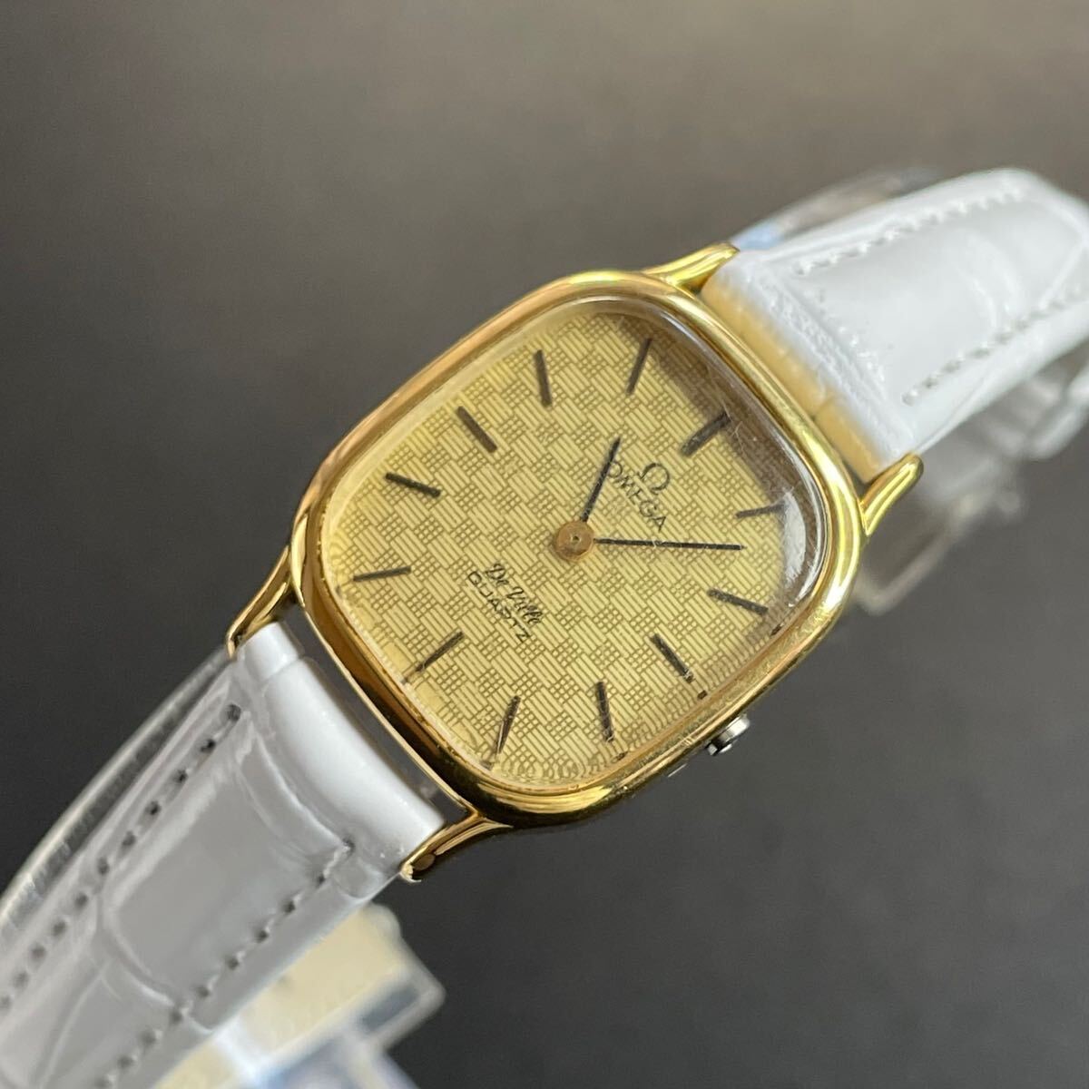 オメガ 腕時計 希少市松カラー ゴールド スクエア OMEGA QZ Cal.1351