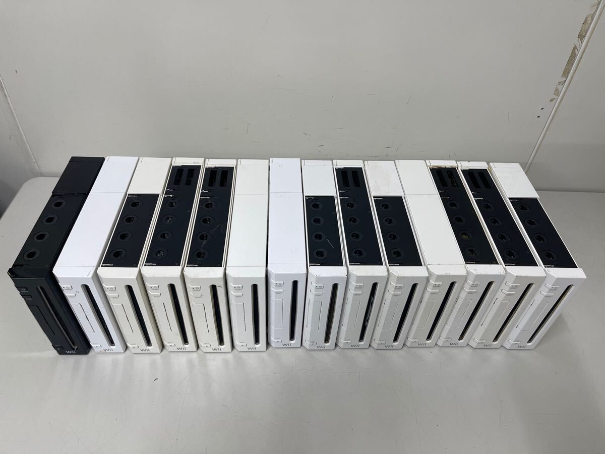 最も優遇の 任天堂 B402 - Yahoo!オークション Wii 大量 シロ RVL-001 本体 Wii本体