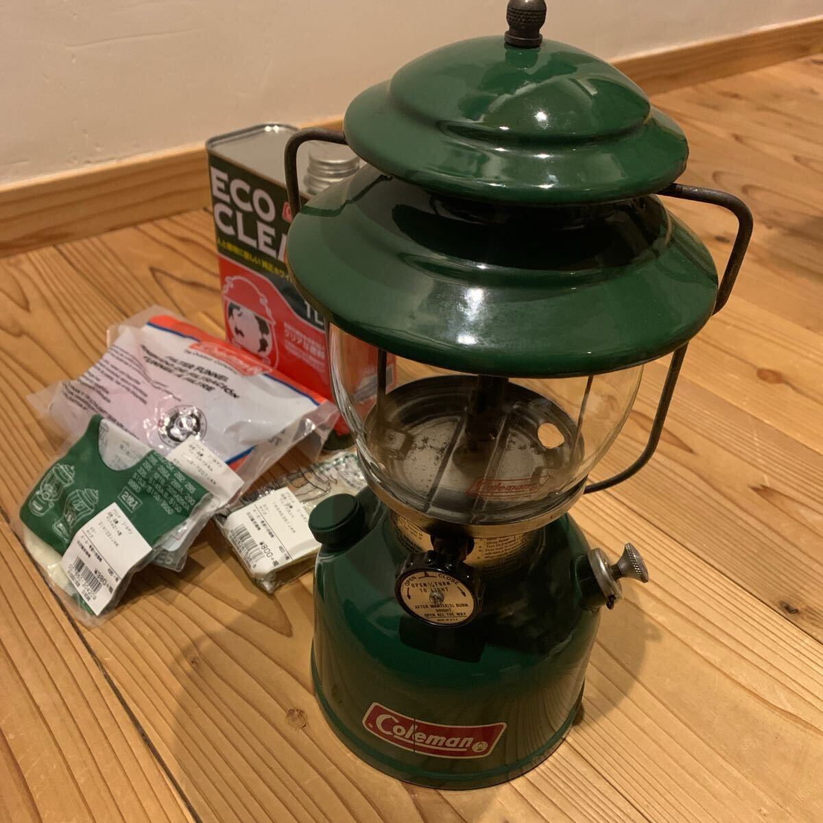 Coleman コールマン　200A ランタン アウトドア キャンプ ヴィンテージランタン　グリーン　1981年　２月製