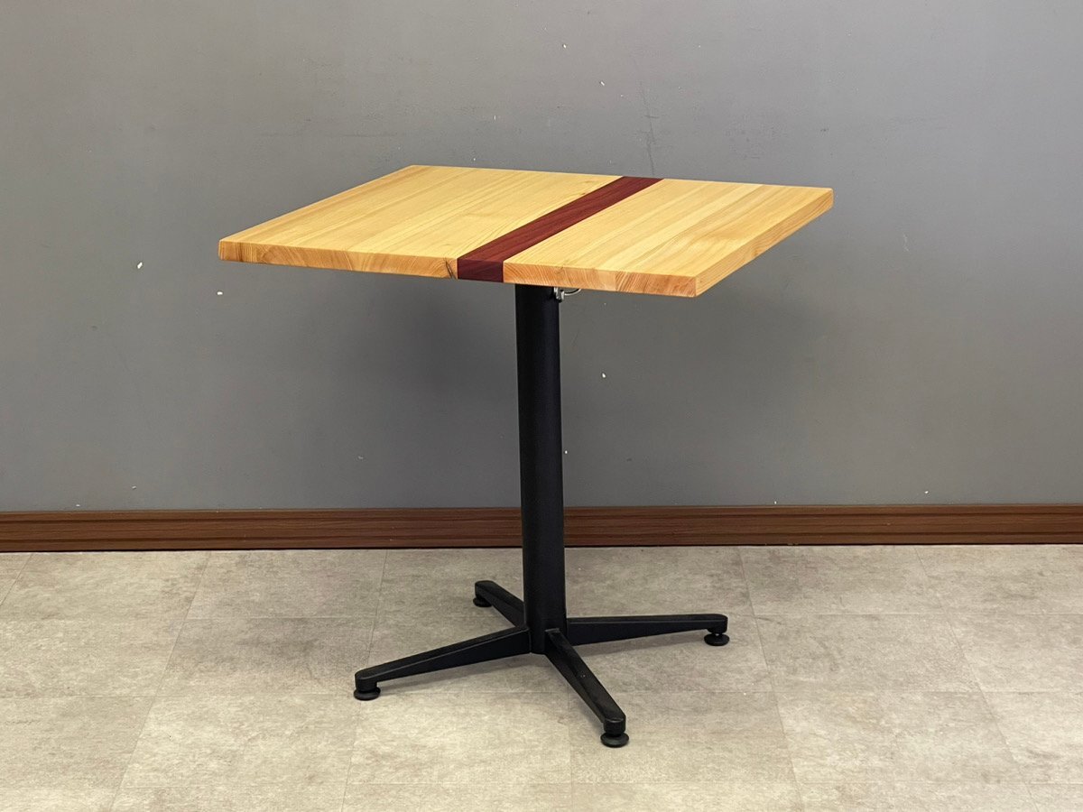 【無垢】大垣WOOD 業務用 カフェテーブル 600×700×H705 十字脚 無垢天板 ヒノキ ダイニングテーブル 2人掛け 日本製 天然木天板 中古