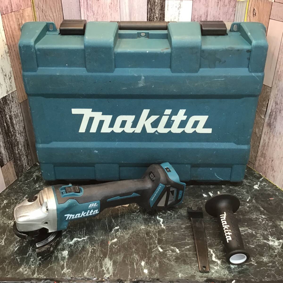 【中古品】★マキタ(makita) 100mmコードレスディスクグラインダ GA412DZ≪送料無料≫