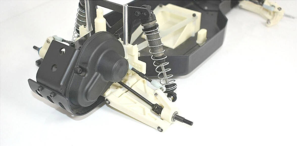 ASSOCIATED RC10 ロングサスアーム 前後セット ASSOCIATED RC10 ロングサスアーム 前後セット JC RACING製