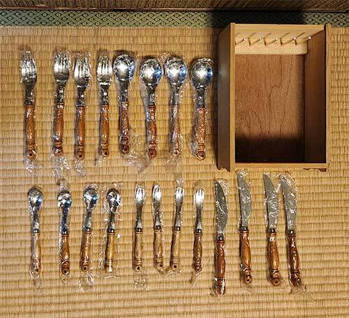 カラトリー　5点セット　20本　ケース付　スプーン　フォーク　ナイフ　木製柄　コーヒースプーン　未使用