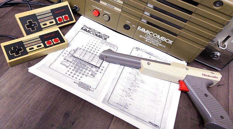△希少コインボックス付△任天堂 ファミコンボックス 業務用 △希少コインボックス付△任天堂 ファミコンボックス 業務用