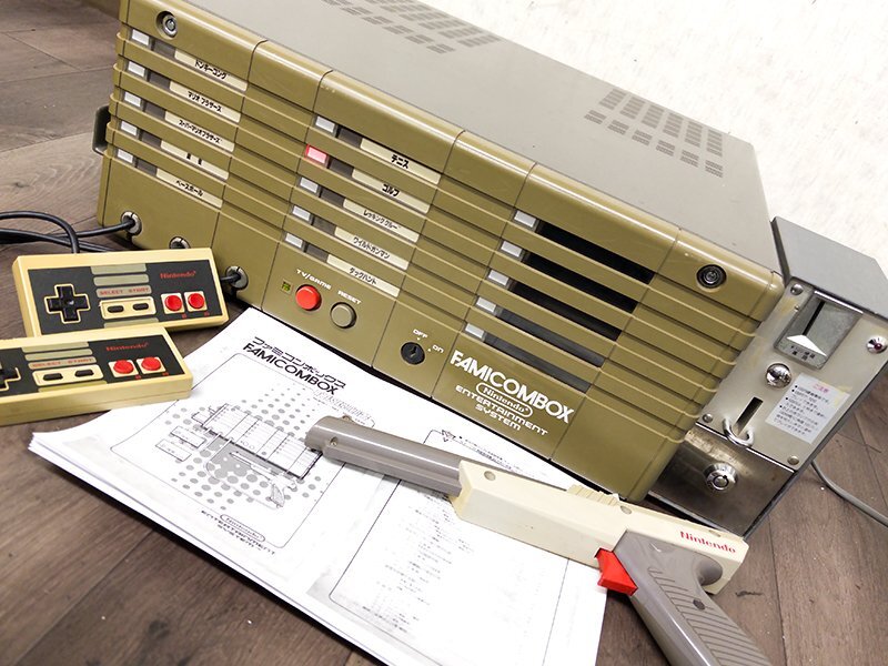 △希少コインボックス付△任天堂 ファミコンボックス 業務用 △希少コインボックス付△任天堂 ファミコンボックス 業務用