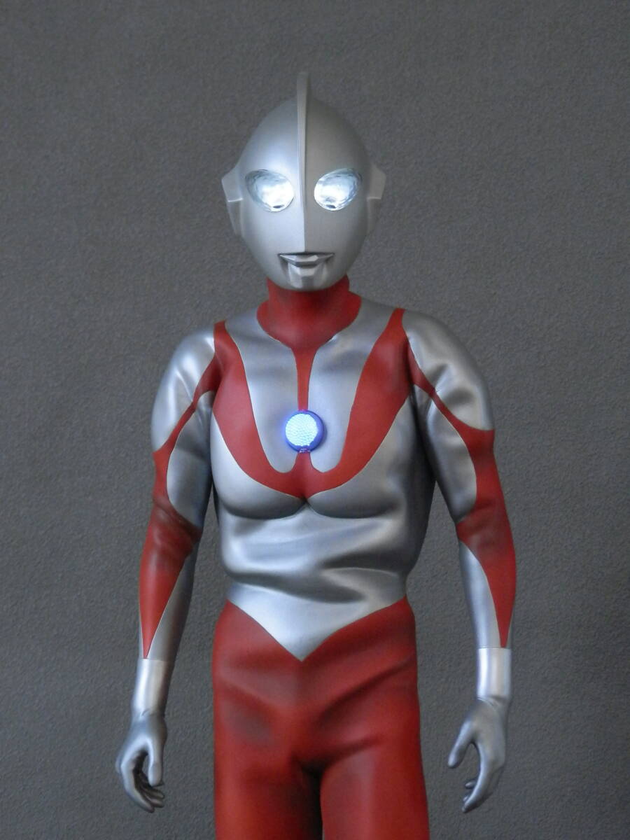 メガソフビフィギュア 初代ウルトラマンBタイプ・電飾完成品 メガソフビフィギュア 初代ウルトラマンBタイプ・電飾完成品