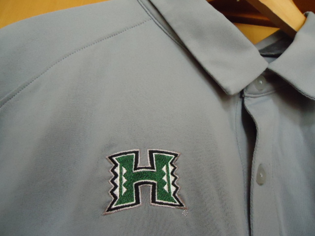 即決　ハワイ　ハワイ大學(xué)　アンダーアーマー　UNDER ARMOUR　ポロシャツ　グレー?ダークグレー色?。兀兀? bimg=