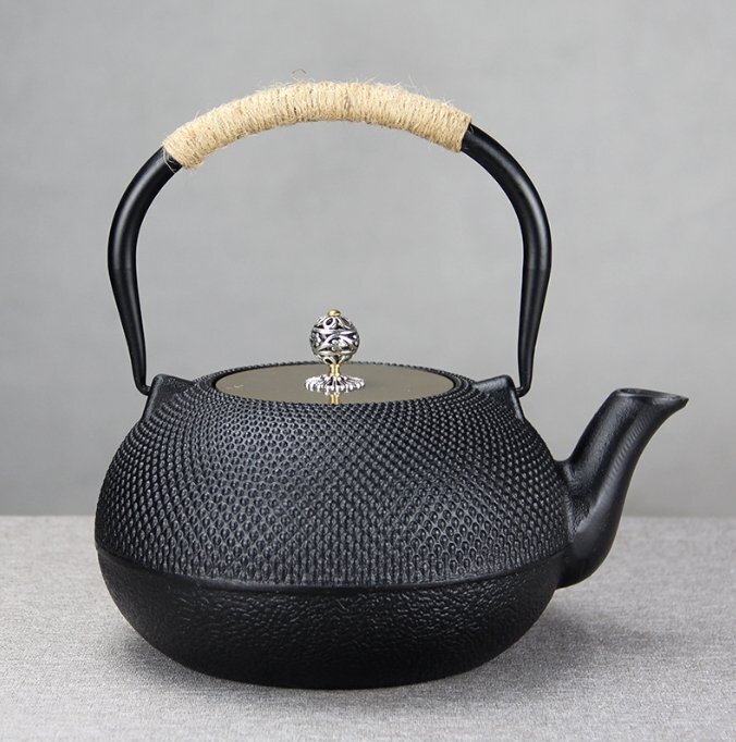 宮崎寒稚 造 小振り 時代鉄瓶 包袋形 明治期 京瓶 茶道具 湯沸し 宮崎寒稚 造 小振り 時代鉄瓶 包袋形 明治期 京瓶 茶道具 湯沸し
