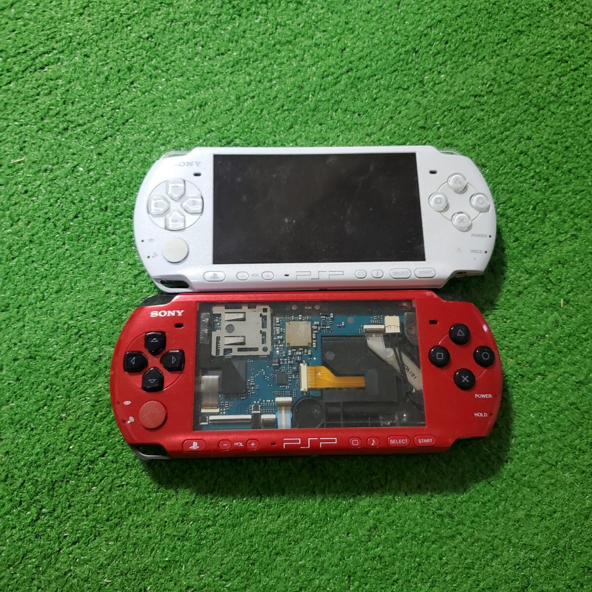 SONY ソニー PSP プレイステーション ポータブル PSP-3000 PSP-2000 PSP-1000 本体 まとめて 5台 まとめ売り PSP3000 PSP2000 PSP1000 (PSP3000シリーズ)|売買されたオークション情報、Yahoo!オークション(旧ヤフオク!) の商品情報をアーカイブ公開 - オークファン SONY ソニー PSP プレイステーション ポータブル PSP-3000 PSP-2000 PSP-1000 本体 まとめて 5台 まとめ売り PSP3000 PSP2000 PSP1000 (PSP3000シリーズ)|売買されたオークション情報、Yahoo!オークション(旧ヤフオク!) の商品情報をアーカイブ公開 - オークファン