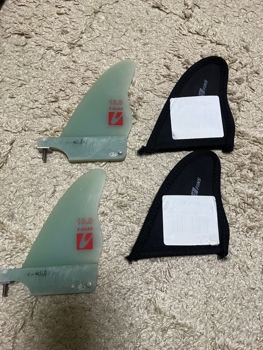 Xクワット2枚1組、中古1枚、白く所々なっているところが所々ありますが、購入時からのものです。ヒットによるものではございません。