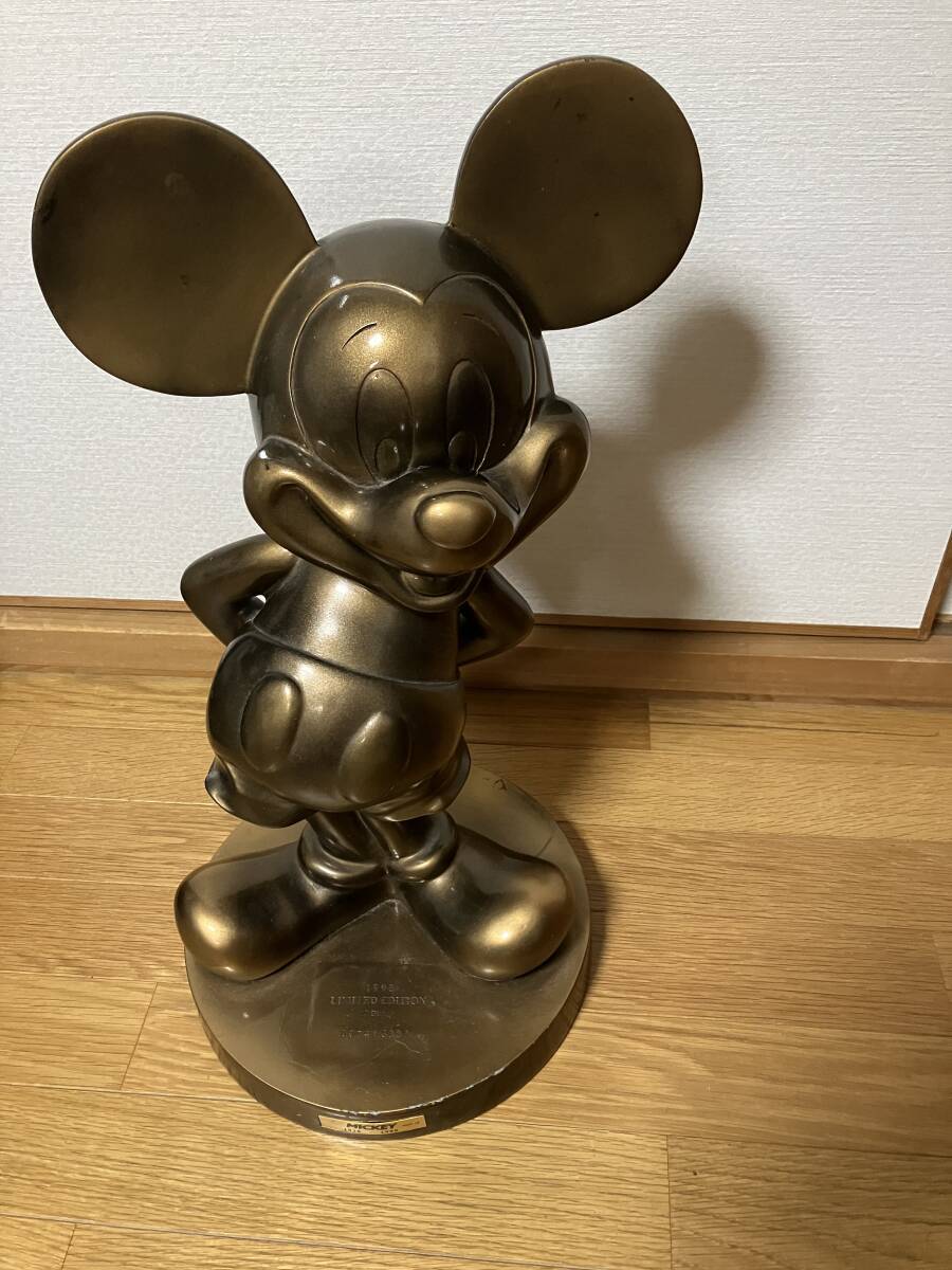 10200円 ディズニーランドのミッキーマウスの銅像です。限定100 10200円 ディズニーランドのミッキーマウスの銅像です。限定100