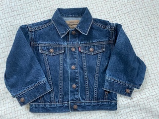 リーバイス?。罚玻埃玻?０２　サードタイプ　XSサイズ?。保梗梗澳甏k売　キッズサイズ　中古品　中國(guó)制　ジージャン