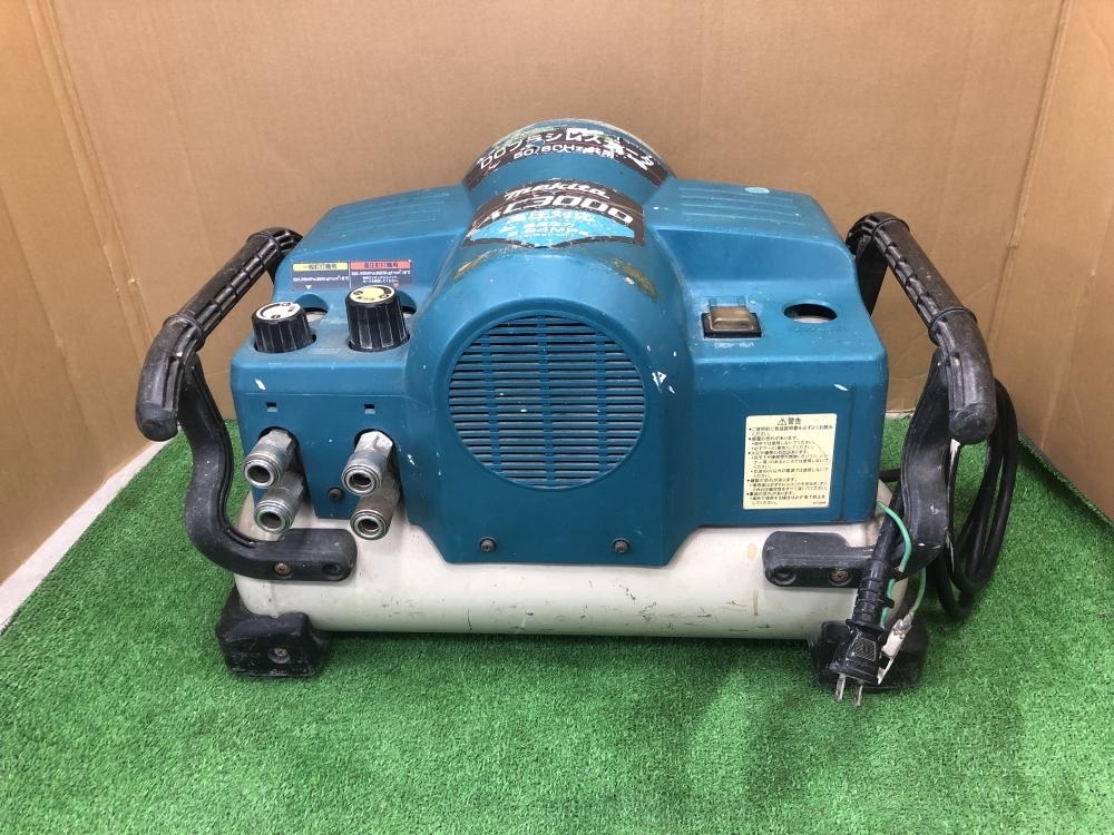 ☆makita マキタ AC3000 エアコンプレッサ 常圧/高圧 100V ☆makita マキタ AC3000 エアコンプレッサ 常圧/高圧 100V