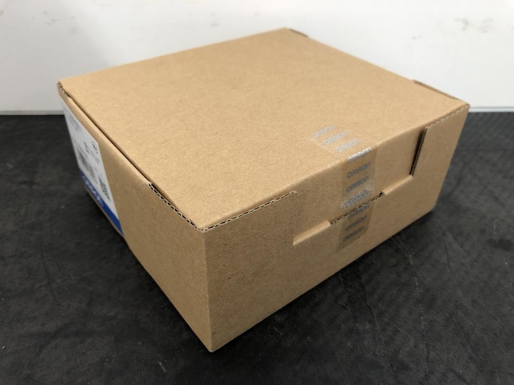 016■未使用品■オムロン OMRON 出力ユニット CJ1W-OD211