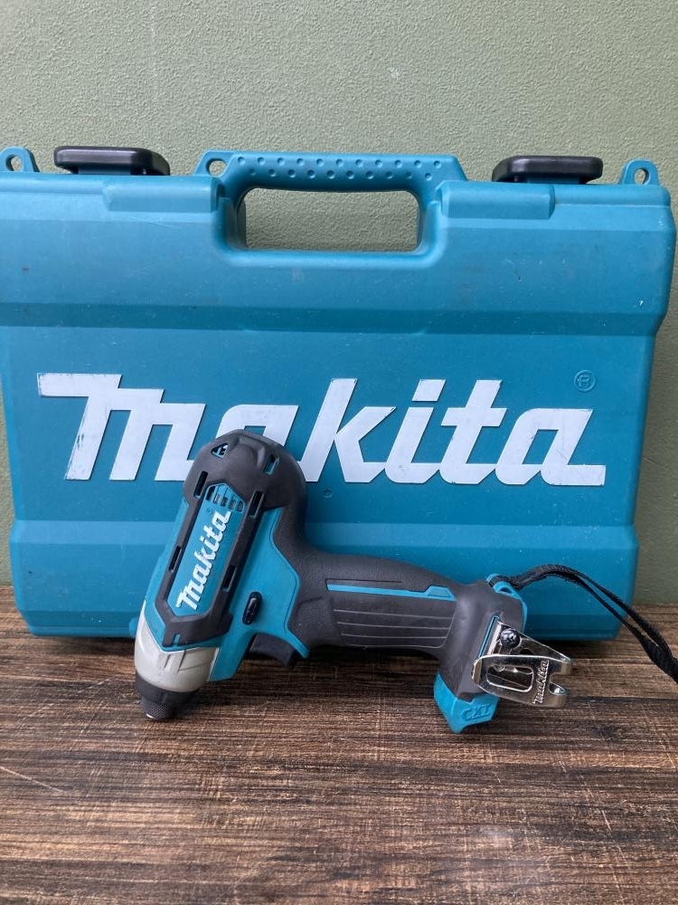 022●おすすめ商品●マキタ　makita 10.8V充電式インパクトドライバ TD110DZ 小さく記名有