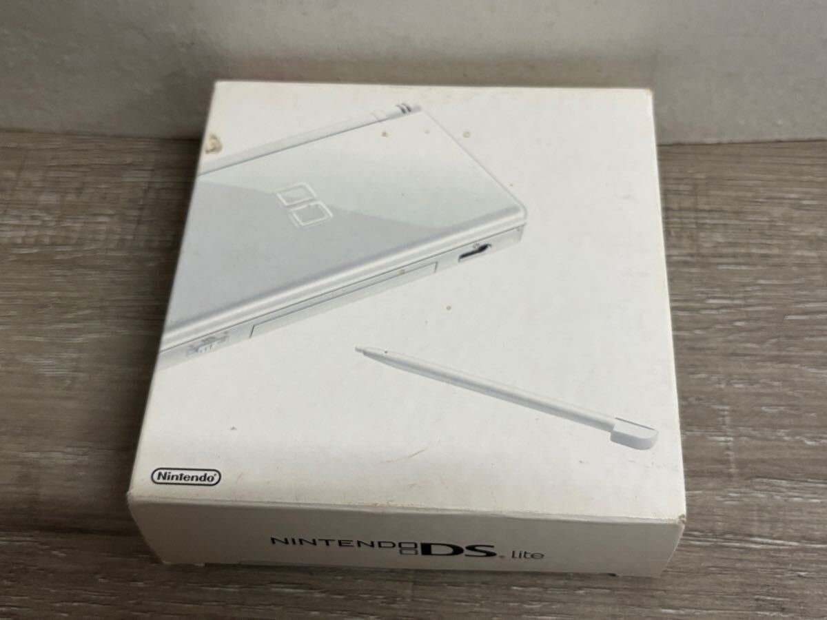 ☆ DSLite ☆ ニンテンドーDS Lite クリスタルホワイト 動作品 ☆ DSLite ☆ ニンテンドーDS Lite クリスタルホワイト 動作品