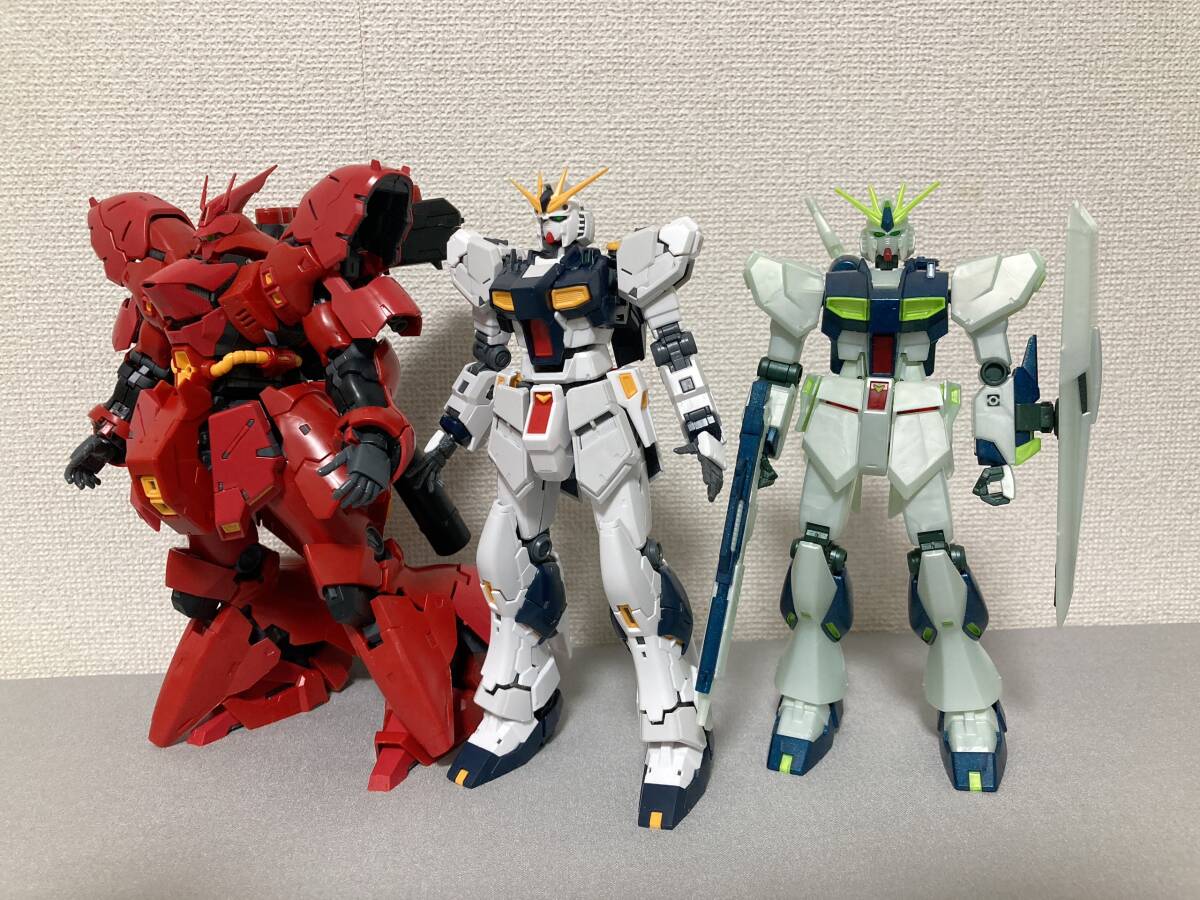 ガンプラ RGサザビー・ニューガンダム2体セット ロボット ガンプラ RGサザビー・ニューガンダム2体セット ロボット