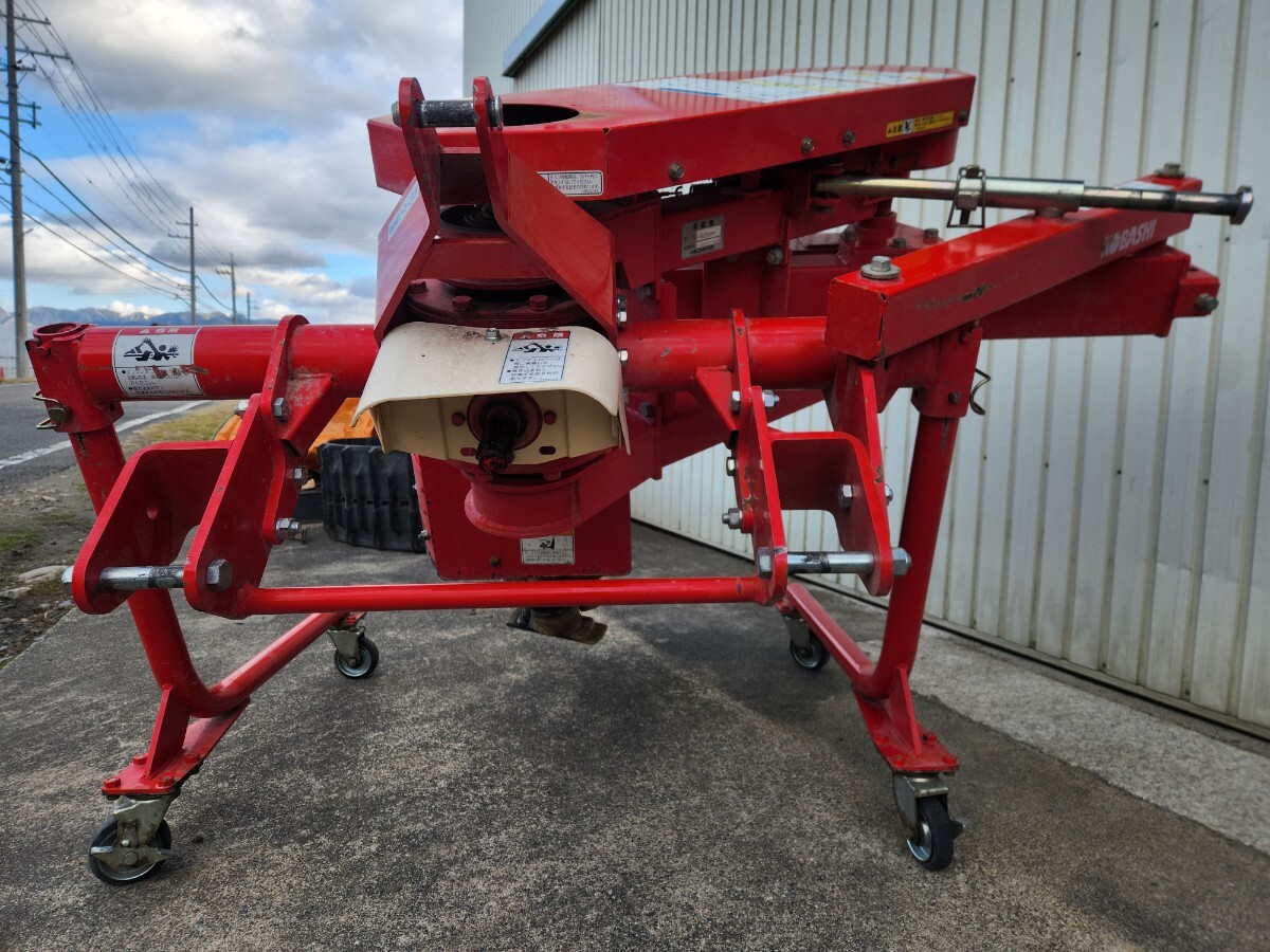 滋賀〉 溝堀機 コバシ・RTR301(適用・20~60馬力) Sヒッチ 替 滋賀〉 溝堀機 コバシ・RTR301(適用・20~60馬力) Sヒッチ 替