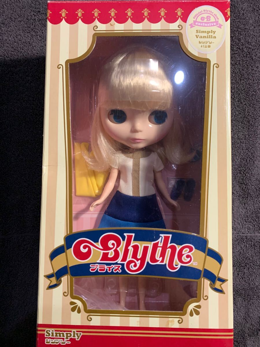 Blythe ブライス シンプリーバニラ 2010年発売 Blythe ブライス シンプリーバニラ 2010年発売