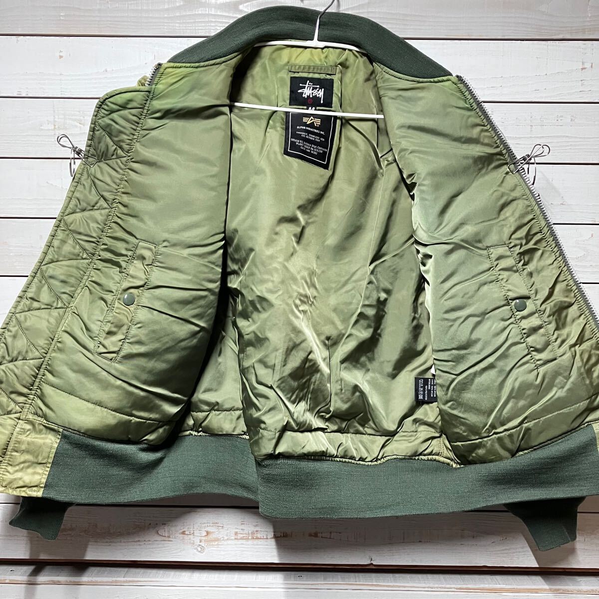 SIZE M STUSSY UK FRAGMENT DESIGN ALPHA MA-1 GREEN SIZE M STUSSY UK FRAGMENT DESIGN ALPHA MA-1 GREEN