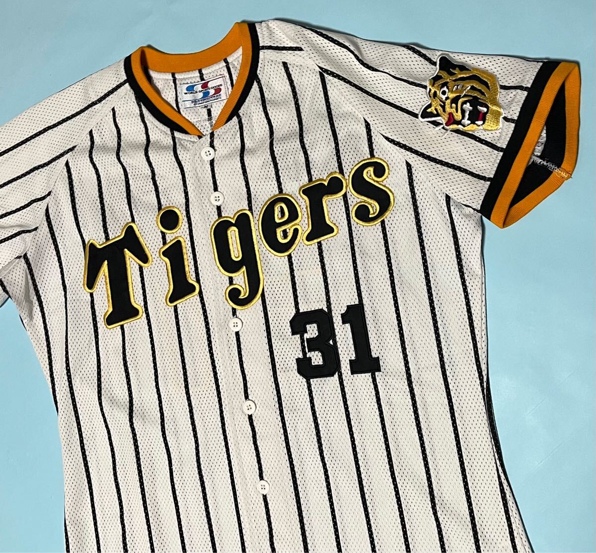 送料無料 即決 阪神タイガース 掛布雅之選手ユニフォーム 1979 送料無料 即決 阪神タイガース 掛布雅之選手ユニフォーム 1979