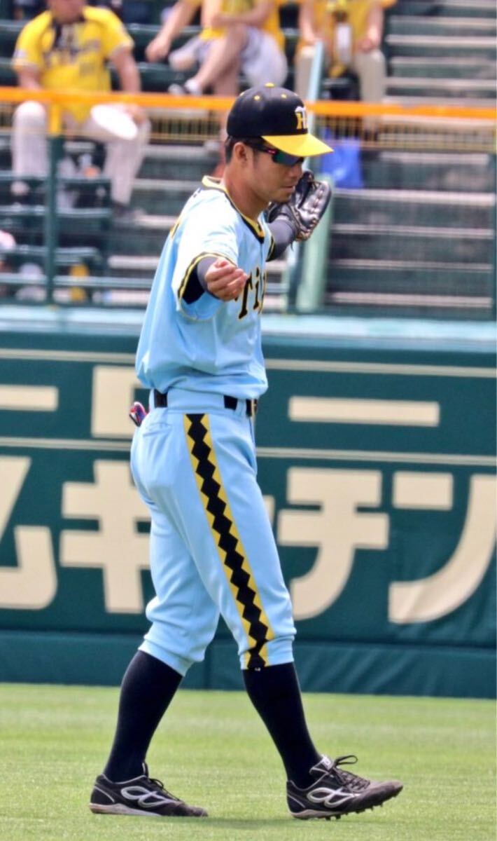 送料無料 即決 阪神タイガース 鳥谷敬選手ユニフォーム 2018伝統 送料無料 即決 阪神タイガース 鳥谷敬選手ユニフォーム 2018伝統