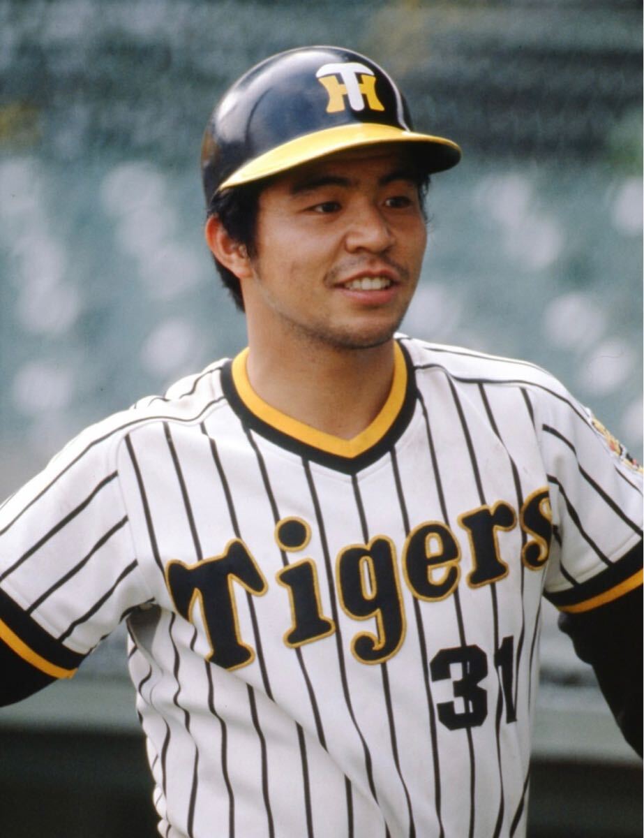 送料無料 即決 阪神タイガース 掛布雅之選手ユニフォーム 1979 送料無料 即決 阪神タイガース 掛布雅之選手ユニフォーム 1979