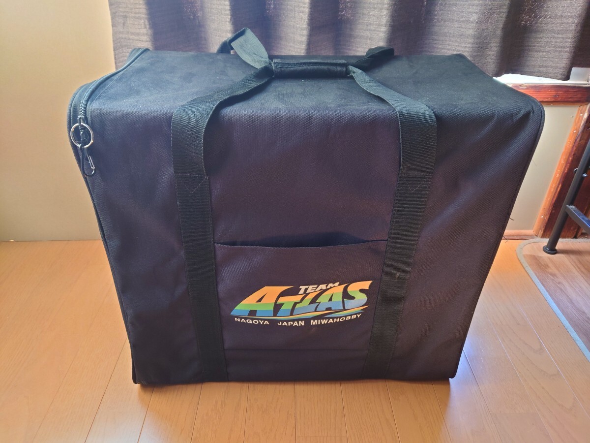ATLASチーム　ラジコン　バック　中古