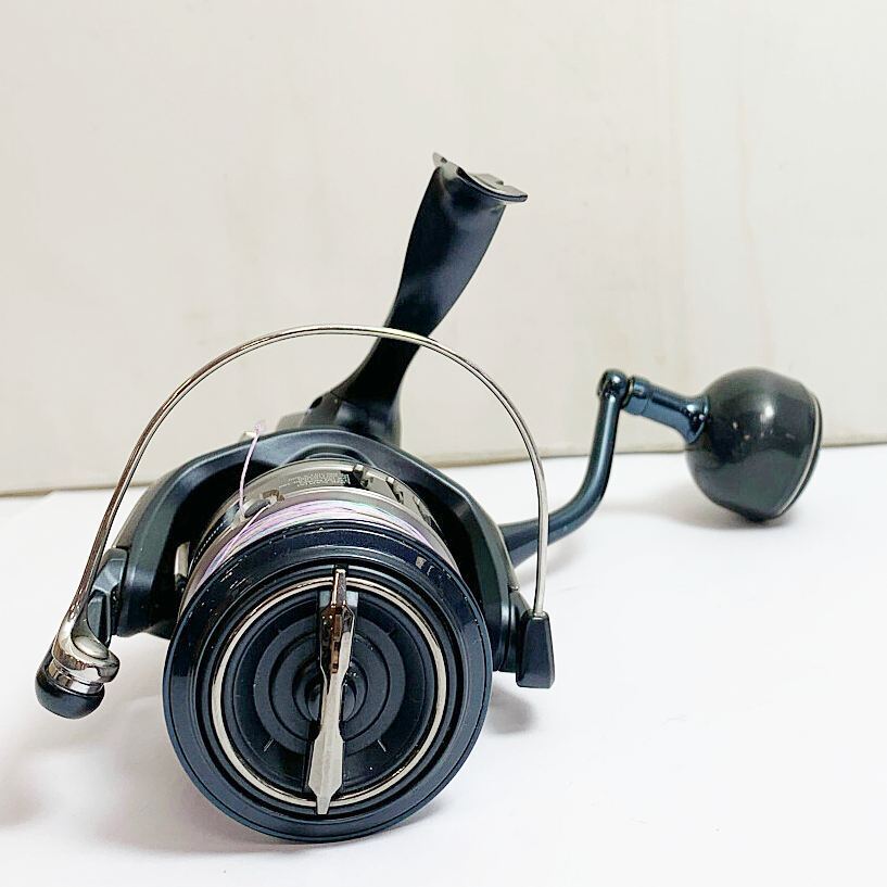 6800円 SHIMANO シマノ ストラディックSW4000HG スピニング 6800円 SHIMANO シマノ ストラディックSW4000HG スピニング